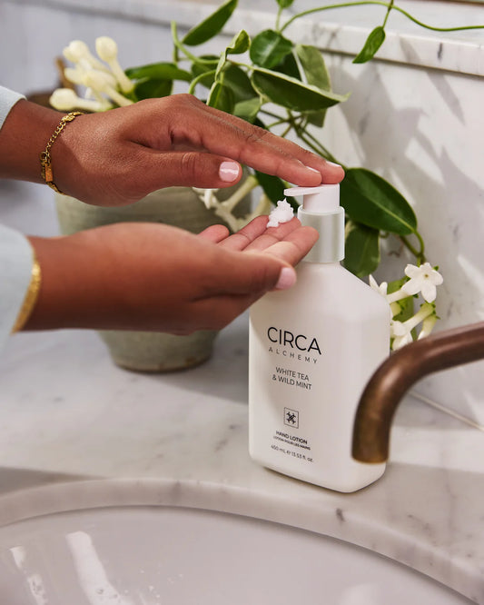Circa Alchemy White Tea & Wild Mint Hand Lotion- 450mL