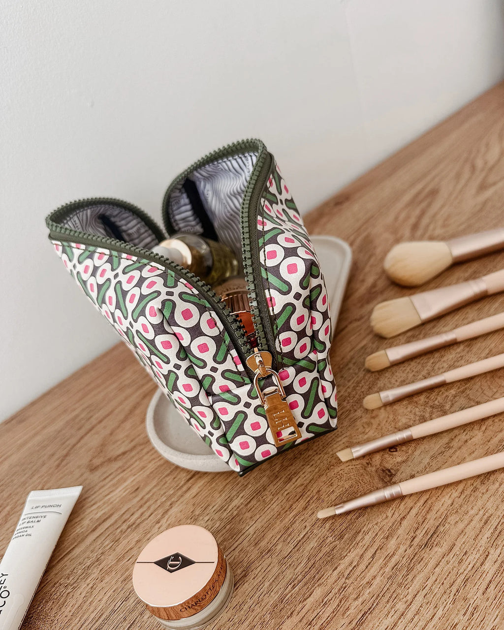 Louenhide Brianna Makeup Bag - Retro Olive