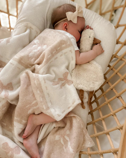 Blush Pink Bow Knit Blanket