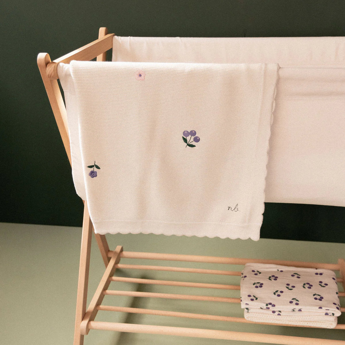 Nature Baby Fern Baby Blanket - Berry Garden