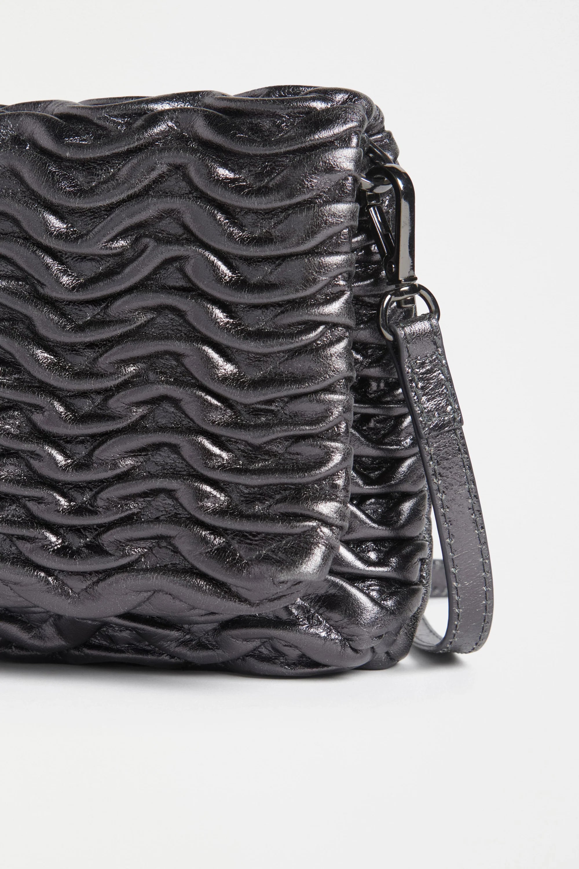 Elk Plissi Crossbody Bag | Gunmetal