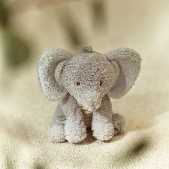Safari Friends Cuddle Elephant