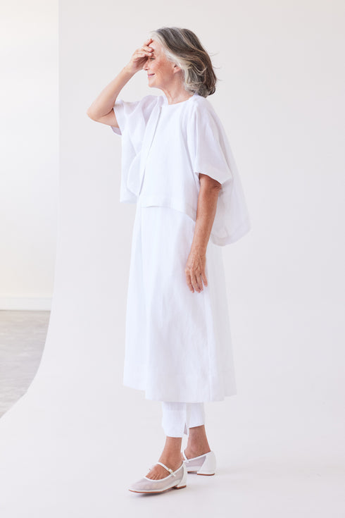 Eva's Sunday Tussie Capelet - White
